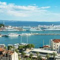 Bezosova jahta od 462 miliona evra stigla u Hrvatsku: Najveća jedrilica na svetu u splitskoj luci FOTO