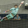 Armin potpisao za Liverpul