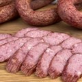HITNO! Povlači se popularna KOBASICA - prenosi ozbiljnu ZARAZNU BOLEST!