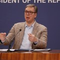 Uživo "Srbija ne može da se pobedi nasiljem" Obraća se Vučić, najavljuje otvaranje puta Pakovraće-Požega