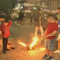 Прво "блокадно лилење" у Богатићу: Грађани поручују - отераћемо зло из Србије