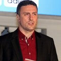Ovo je supruga Slobodana Šarenca, htela je da ga upozna sa drugaricom, a onda su se zaljubili jedno u drugo