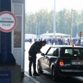 Oštetio državu za 181.236.055,42 dinara Uhapšen carinski službenik zbog sumnje da je lažno evidentirao podatke o uvozu i…