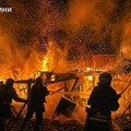 (Foto, video) Jezivi prizori iz Odese: Rusija izvela masovni napad, sve je u plamenu, oštećeni vrtić, tržni centar i hotel…