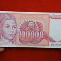 "Црвену" је имала свака кућа у бившој Југи: Откривено ко је мистериозна девојчица на новчаници пуној скривених симбола