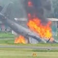 Pao vojni avion! Stotine ljudi gledale horor izbliza! Izbio požar, spasioci jure na mesto teške nesreće u Grčkoj