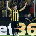 Srbi u Ligi šampiona: Marko Nikolić i 10 plus jedan igrač uz sudiju Minakovića
