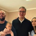 "Ovo je najlepša priča u Srbiji": Vučić obišao prve trojke u Srbobranu Milu, Nađu i Taru