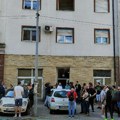 Odloženo iseljenje stanara u zgradi na Vračaru; građani apeluju na institucije da reaguju (VIDEO)