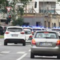 Automobil prevrnut na pešačkom prelazu: Jeziv sudar u Novom Sadu: Dve osobe povređene, na terenu policija, Hitna pomoć i…