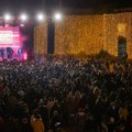 Pravoslavna nova godina dočekana u Budvi: Nekoliko destina hiljada građana okupilo se na više lokacija (foto)