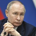 Putin napušta Rusiju