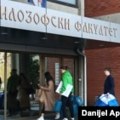 Deo studenata blokirao zgradu Rektorata u Novom Sadu