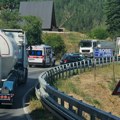 Težak udes kod Čačka! Sudarila se 2 automobila i kamion, ima povređenih - zastoj na magistrali u oba smera