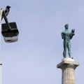 Identifikovani džeparoši sa Kalemegdana! Kamenovali turiste, vodič snimio sve: "Pretili su mi nožem i zahtevali da sve…