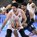 Cirkus: Kokoškov morao napolje, Efes pao pred Partizan