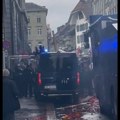 Haos Tokom nenajavljenih propalestinskih demonstracija: Policija upotrebila vodene topove, suzavce..