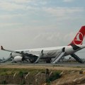 Avion Turkiš erlajnsa se zapalio pri sletanju u Nepalu, nema povređenih osoba