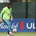 Alison Beker ishvalio Anćelotija pred start Brazila na Mundijalu