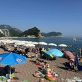 "Otišli samo na kupanje, vratili se bez stvari": Ovo su mesta na kojima lopovi najviše operišu u Budvi