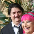 "Ne priliči njegovim godinama" Pevačica otkrila kakve joj je poruke slao muž Zorice Brunclik: U emisiji uživo priznala sve
