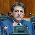 Gašić ostaje ministar unutrašnjih poslova: Skupština nije izglasala smenu, protiv bilo 148 poslanika, a za 37
