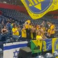 Ponos Izraela ima "vetar u leđa" u Areni: Navijači Makabija u Beogradu pružaju podršku svom timu