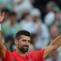 Poštuje Đokovića, poslednji put mu Srbin predao meč, najveći je teniski "baksuz": Ko je Novakov rival u 1/4 RG
