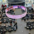 Televizija bez reklama, novine u kojima se vlasnici urednicima ne mešaju u posao, gledalište koje ima svog urednika - Ili…