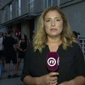 Pogledajte kako je protekao protest kod Pete beogradske gimnazije zbog odluke direktorke da ne produži ugovore sa više…
