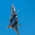 (Video) Rusi testirali moćni vojni avion Može da se koristi 24 sata, ruši moderne PVO sisteme