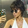 Sindi Models šokirala promenom: Pozirala sa kratkom kosom, ljudi na mrežama trljaju oči u neverici