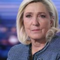 Gotovo 60 odsto Francuza ne odobrava odluku Marin Le Pen da se kandiduje na izborima