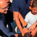 SNS obmana u Zaječaru: Umesto sportskog dana, deca zloupotrebljena za doček funkcionera naprednjaka