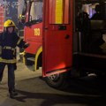 Požar u kafani na Voždovcu, na terenu 15 vatrogasaca sa četiri vozila