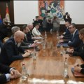 Vučić: Dug i otvoren razgovor sa predstavnicima Kvinte i EU