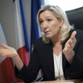 Stranka Marin Le Pen pobedila Makronov "Preporod" na izborima za EU
