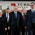 Erdogan stigao u Beograd, dočekao ga predsednik Vučić