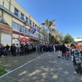 Studenti u blokadi DIF-a: Dvojica maskiranih muškaraca fizički napali našeg kolegu