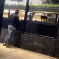 Brutalan obračun u lokalu brze hrane na trgu u Užicu