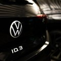 Benzinski golf više nije kralj: Električni volkswagen od 29.330 evra sada košta manje! (video)