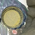 Francuski državljani uhapšeni na Đerdapu: Zaustavljeni na granici, u njihovom prtljagu nađeni droga i municija (foto)