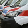 Dete (10) trotinetom udarilo u automobil, sa lakšim povredama prevezeno u Tiršovu
