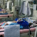 (Foto) Više od 1.000 dece umrlo u strašnim mukama! Bolest ih kosi kao kuga, roditelji ih sahranjuju u dvorištu: Bangladeš se…