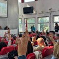 Da li se menja i vlast u Nišu – lokalna opozicija traži ostavke i izbore, naprednjaci spekulišu o „preletanjima“