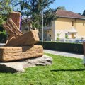 Ostvarena želja Olge Jevrić, prve žene vajarke u SANU: Monumentalna skulptura "Raspon u tenziji" otkrivena u Čačku, prvi…
