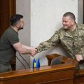 Sukob Zelenskog i Zalužnog: Da li se ukrajinskom predsedniku isplati da smeni generala čije je zvezda u usponu?