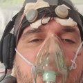"Hteo sam da me uspavaju, ali nisam uspeo u tome": Pevač godinama prolazi kroz pakao: "Imam neizlečivu bolest, do kraja života…