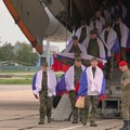 Šesta grupa ruskih vojnika koji su se vratili u okviru razmene sletela u Moskvu