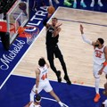 Živi su Sparsi: San Antonio slavio u Medison Skver Gardenu
